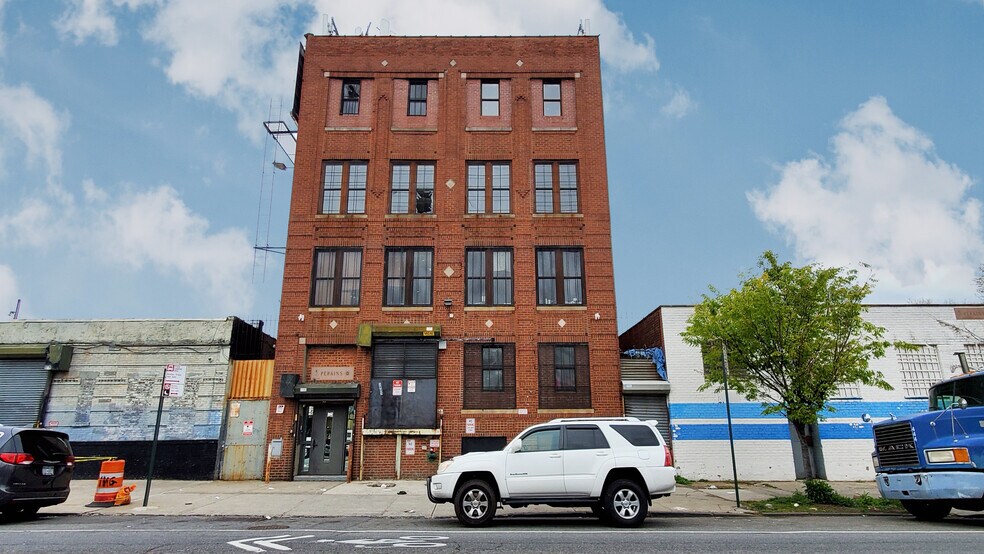 Primary Photo Of 1943 Pitkin Ave, Brooklyn Warehouse For Lease
