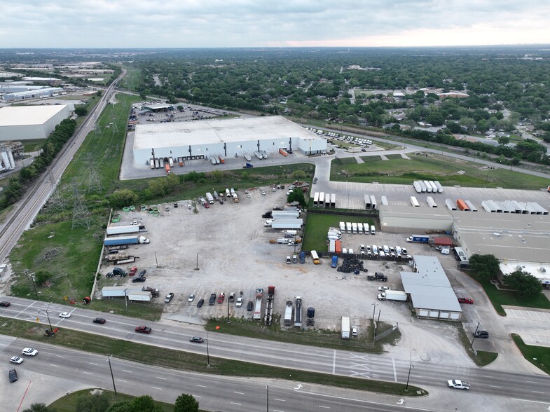 More Photos Of 3900 N Beach St, Haltom City Warehouse For Sale