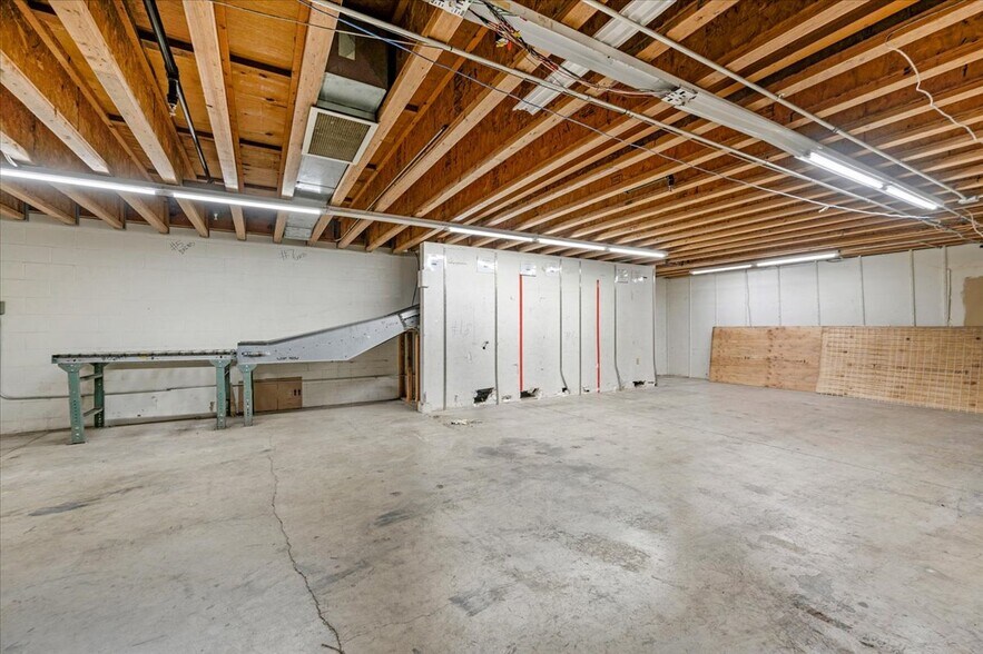 More Photos Of 580 N 11th Ave, Hanford Freestanding For Lease