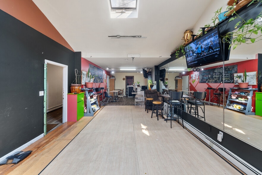 More Photos Of 925 South St, Peekskill Office For Sale