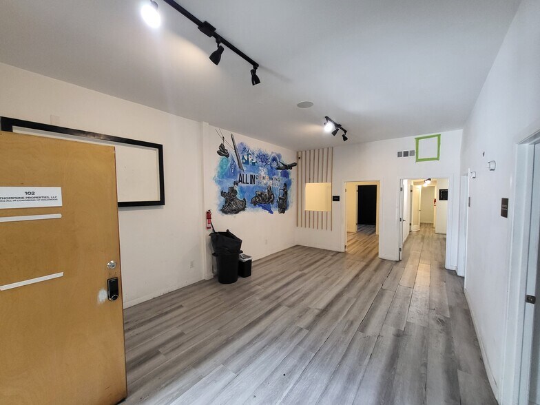 More Photos Of 11011 Crenshaw Blvd, Inglewood Office For Lease