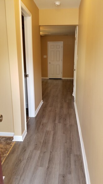 More Photos Of 156 Delmar Ln, Newport News Apartments For Sale