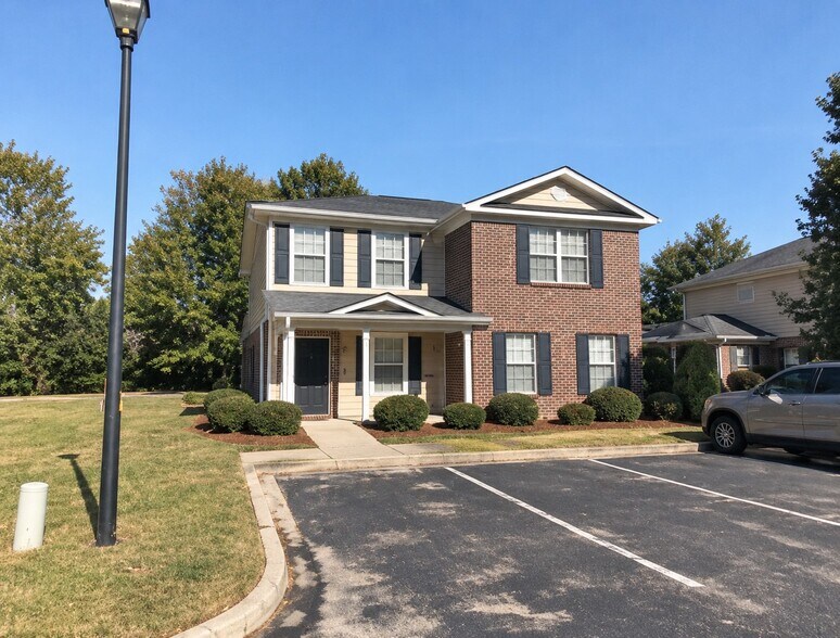More Photos Of 1004 Mineral Cir, Sumter Apartments For Sale