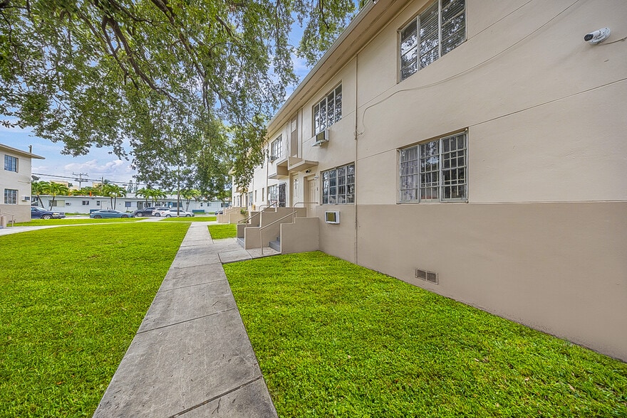 More Photos Of 931 SW 3rd St, Miami Apartments For Sale