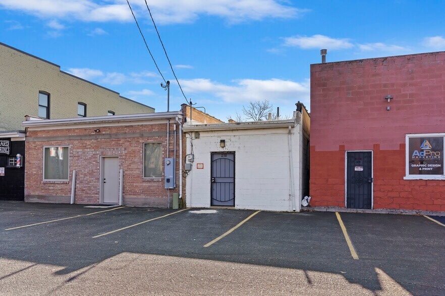 More Photos Of 210 24th St, Ogden Storefront For Sale