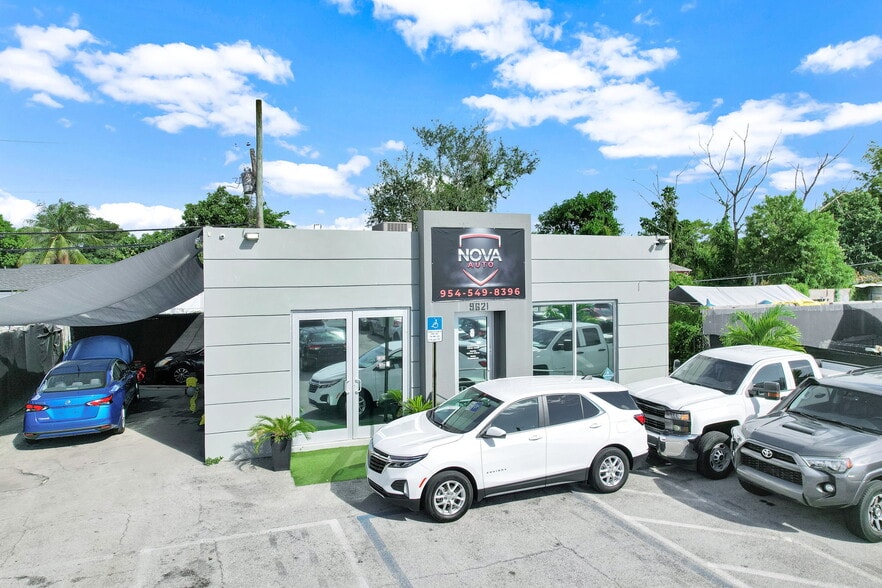 More Photos Of 9621 NW 27th Ave, Miami Office For Sale