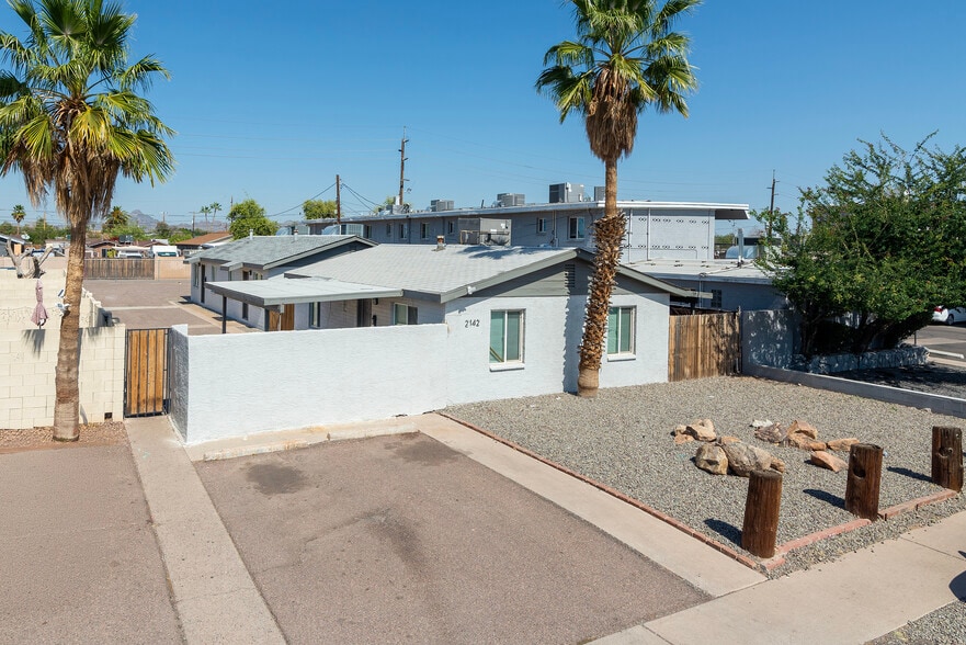 More Photos Of 2142 E Taylor St, Phoenix Multifamily For Sale