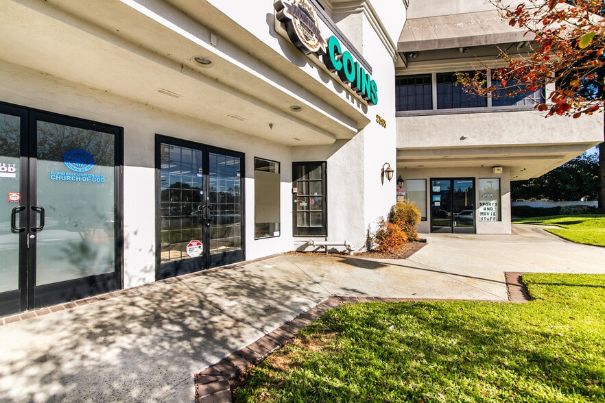 More Photos Of 2585 Cochran St, Simi Valley Unknown For Sale