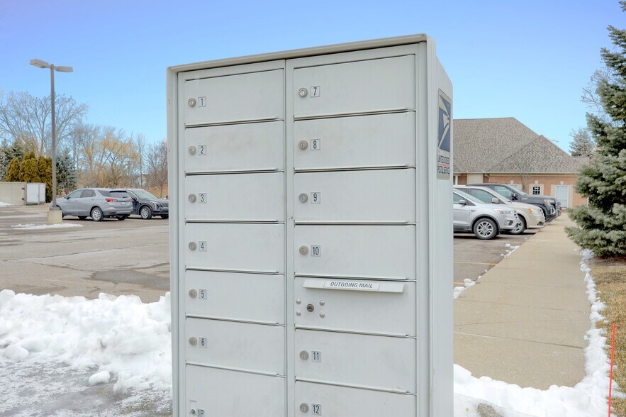 More Photos Of 46819 Garfield Rd, Macomb Medical For Sale