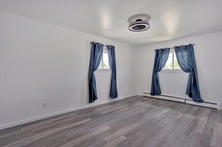 More Photos Of 548 Shattuck Rd, Saginaw Apartments For Sale