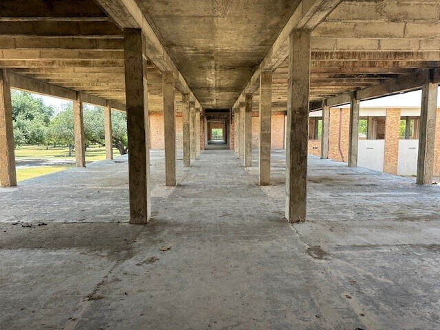 More Photos Of 1301 Hospital Blvd, Floresville Healthcare For Sale