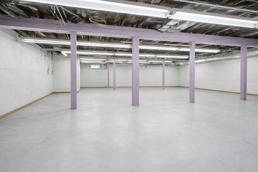 More Photos Of 3040 Lyndale Ave S, Minneapolis Office For Sale