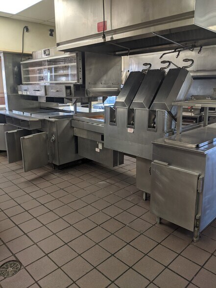 More Photos Of 804 Highway 64 E, Wynne Fast Food For Sale