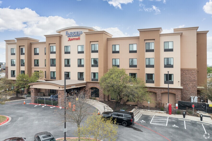 More Photos Of 13087 Research Blvd, Austin Hotel For Sale