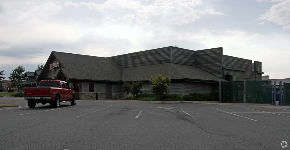 More Photos Of 1780 Carl D. Silver Pky, Fredericksburg Restaurant For Lease