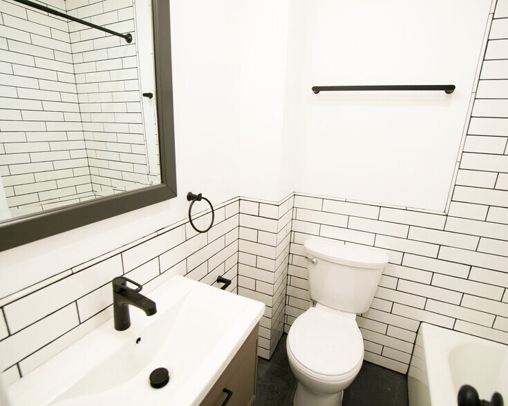 More Photos Of 1413 Lombard St, Philadelphia Apartments For Sale