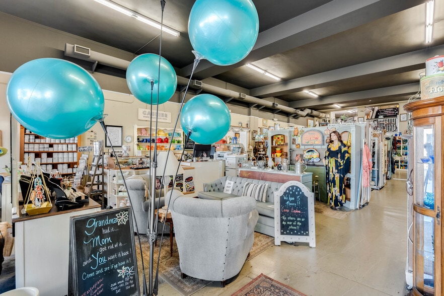 More Photos Of 114 S Woodland Blvd, Deland Storefront For Sale