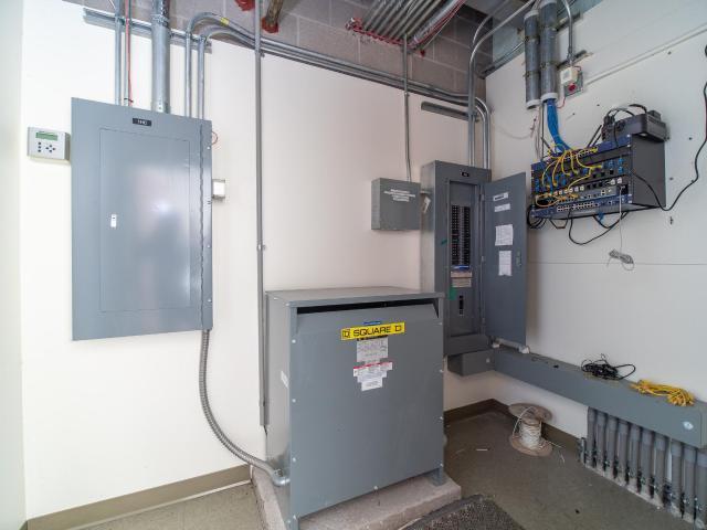 More Photos Of 10 Timberview Ln, Russell Medical For Sale