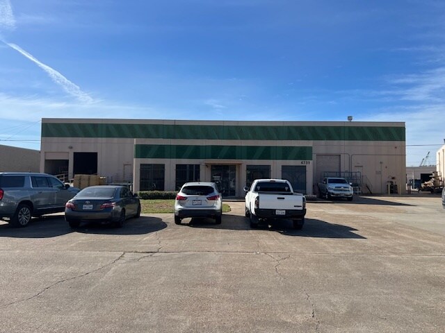More Photos Of 4731 Darien St, Houston Unknown For Lease