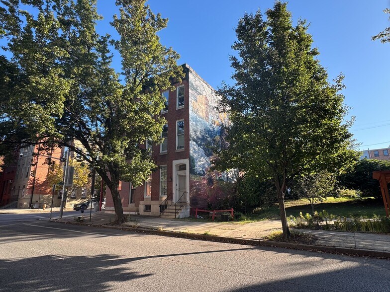 More Photos Of 2029-2031 Saint Paul St, Baltimore Apartments For Sale