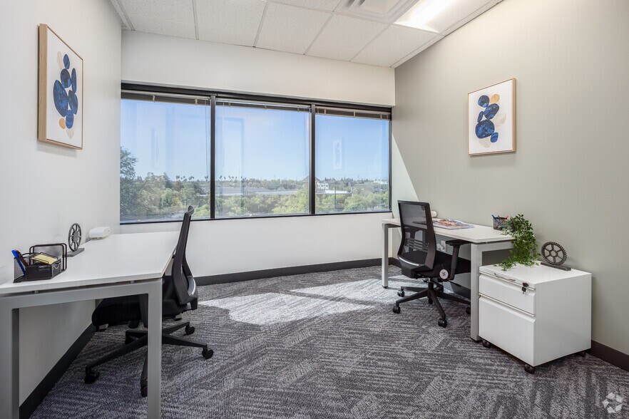 More Photos Of 1750 Howe Ave, Sacramento Coworking Space