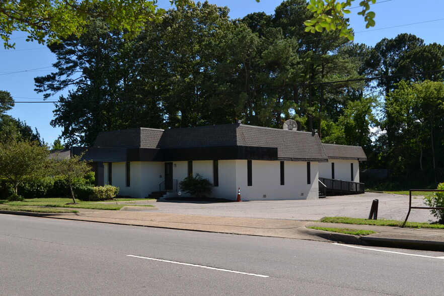 Primary Photo Of 2017 Independence Blvd, Virginia Beach Freestanding For Lease