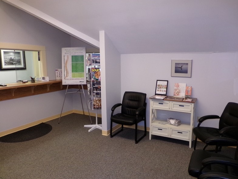 More Photos Of 171 Daniel Webster Hwy, Belmont Storefront Retail Office For Lease