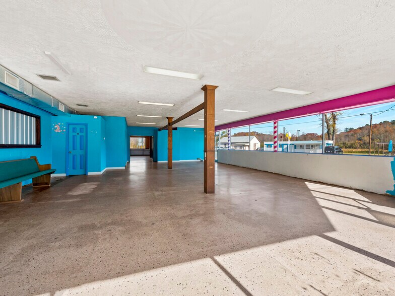 More Photos Of 2050 U.S. 70 Hwy, Marion Restaurant For Sale