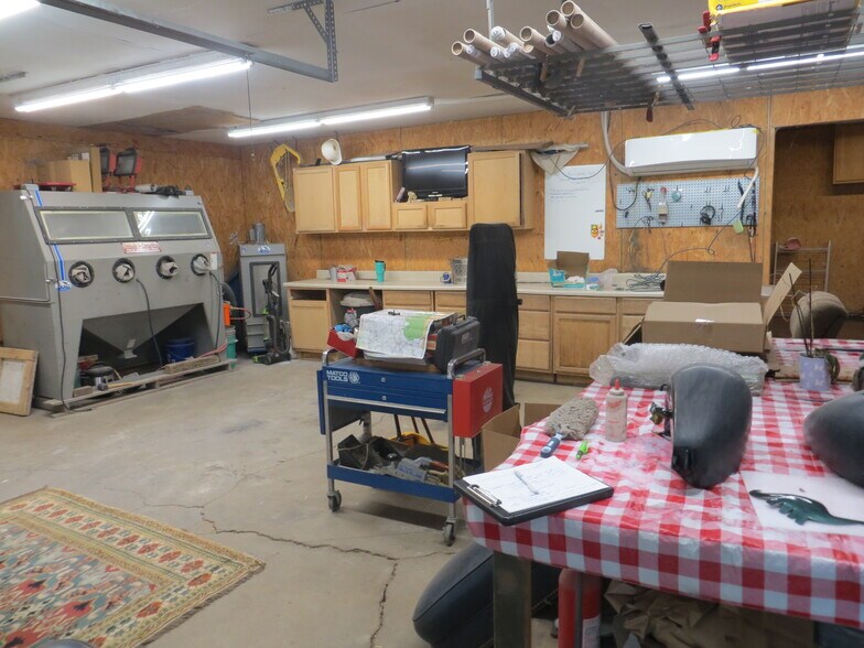 More Photos Of 3668 Calhoun Memorial Hwy, Greenville Warehouse For Sale