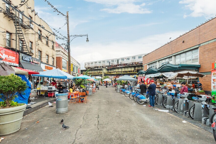 More Photos Of 293 Wyckoff Ave, Brooklyn Apartments For Sale