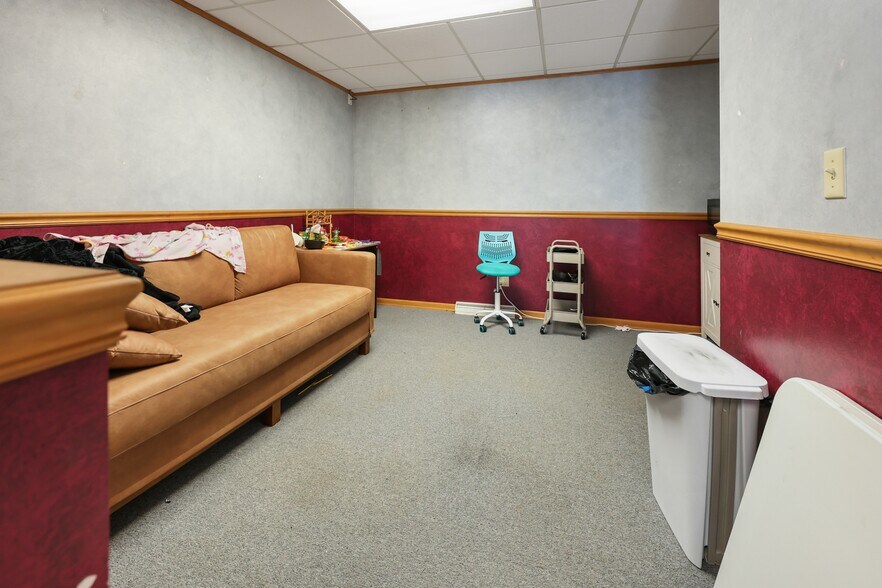 More Photos Of 20 S 32nd Ave S, Saint Cloud Office For Sale