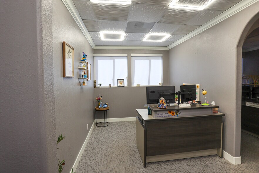 More Photos Of 448 E Foothill Blvd, San Dimas Office For Sale