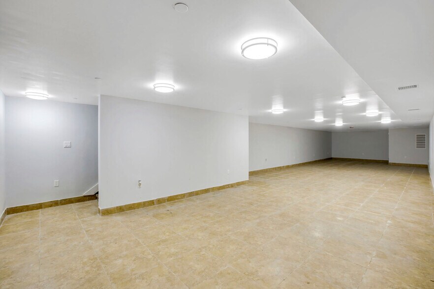 More Photos Of 737 Park Pl, Brooklyn Storefront For Lease