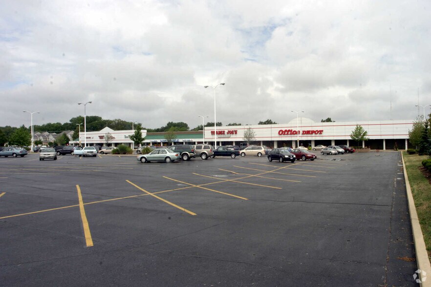 Primary Photo Of 120-152 Ogden Ave, Downers Grove Unknown For Lease