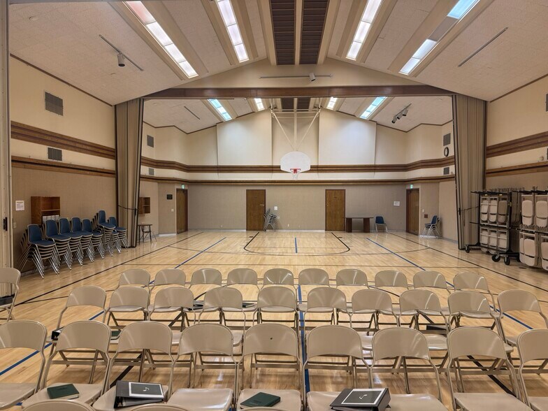 More Photos Of 14219 49th St, Vancouver Religious Facility For Sale