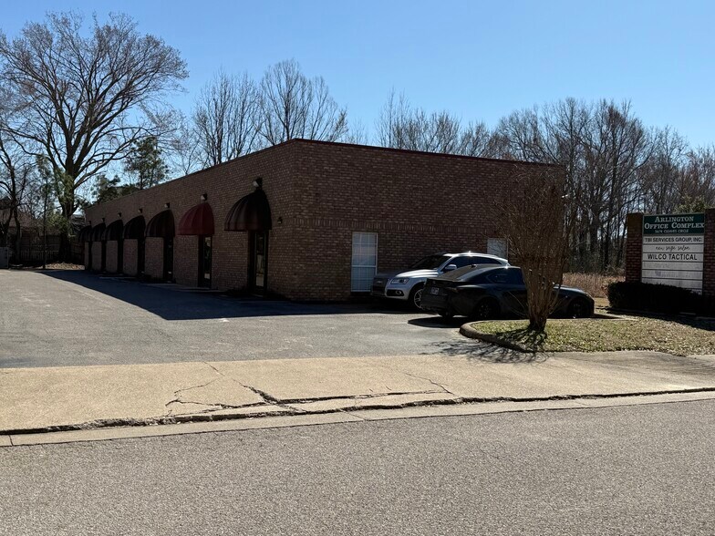 More Photos Of 5674 Cleaves Dr, Arlington Office For Lease