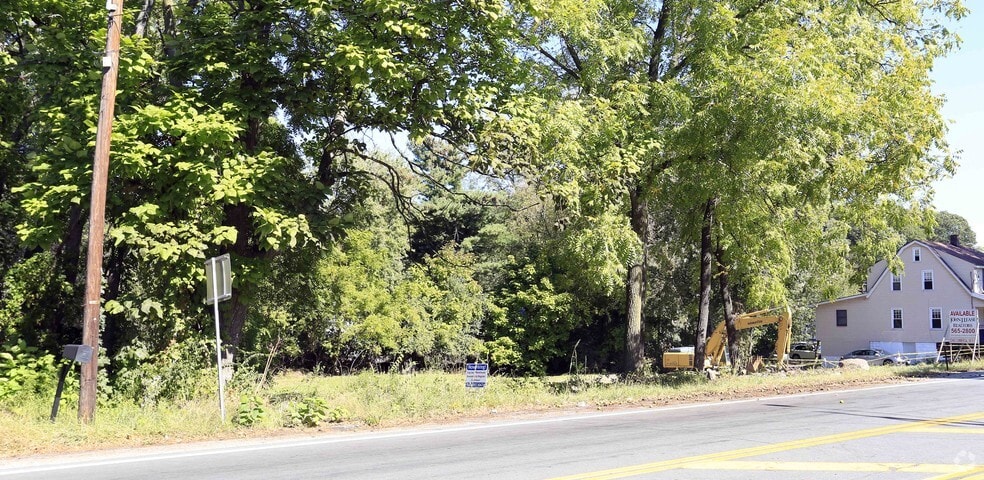 More Photos Of 24 N Plank Rd, Newburgh Land For Sale