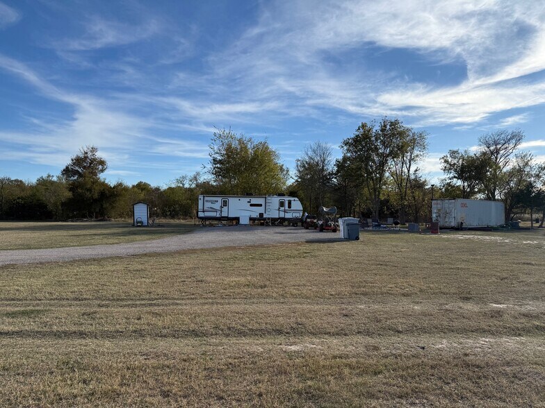Primary Photo Of 564 County Road 3201, Campbell Land For Sale