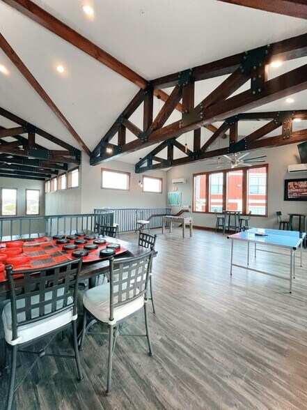 More Photos Of 2888 Nash St, Bryan Apartments For Sale