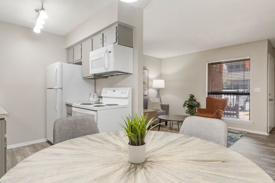 More Photos Of 6326 S 107th East Ave, Tulsa Apartments For Sale