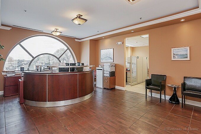 More Photos Of 127 N Walnut St, Itasca Office Residential For Lease