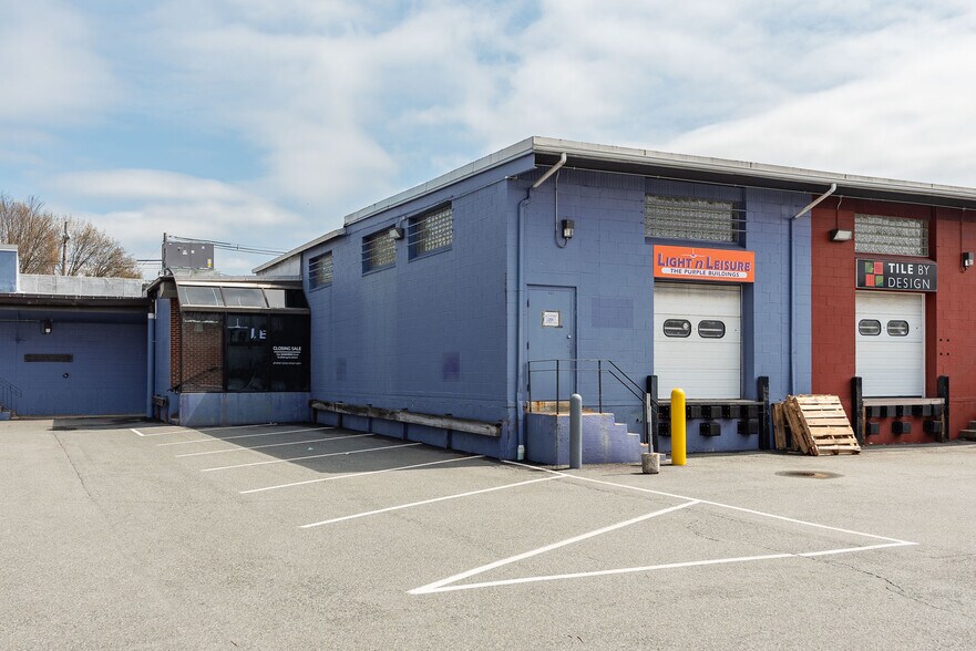 More Photos Of 120 Andover St, Danvers Freestanding For Lease