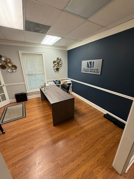 More Photos Of 6111 Peachtree Dunwoody Rd NE, Atlanta Office Residential For Sale