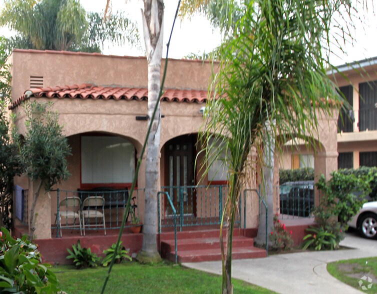 More Photos Of 1130-1136 E 5th St, Long Beach Apartments For Sale
