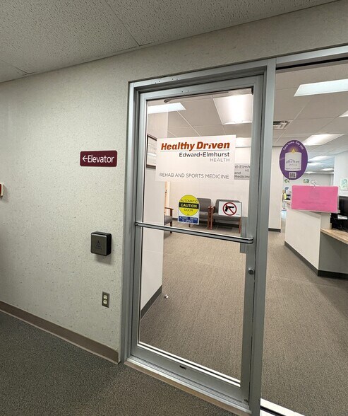 More Photos Of 1 E County Line Rd, Sandwich Medical For Lease