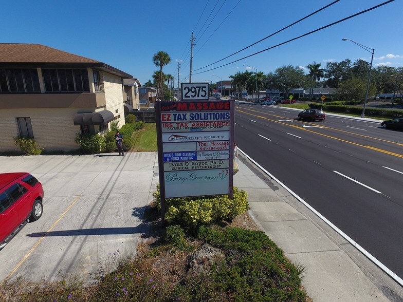 More Photos Of 2975 Bee Ridge Rd, Sarasota Medical For Lease