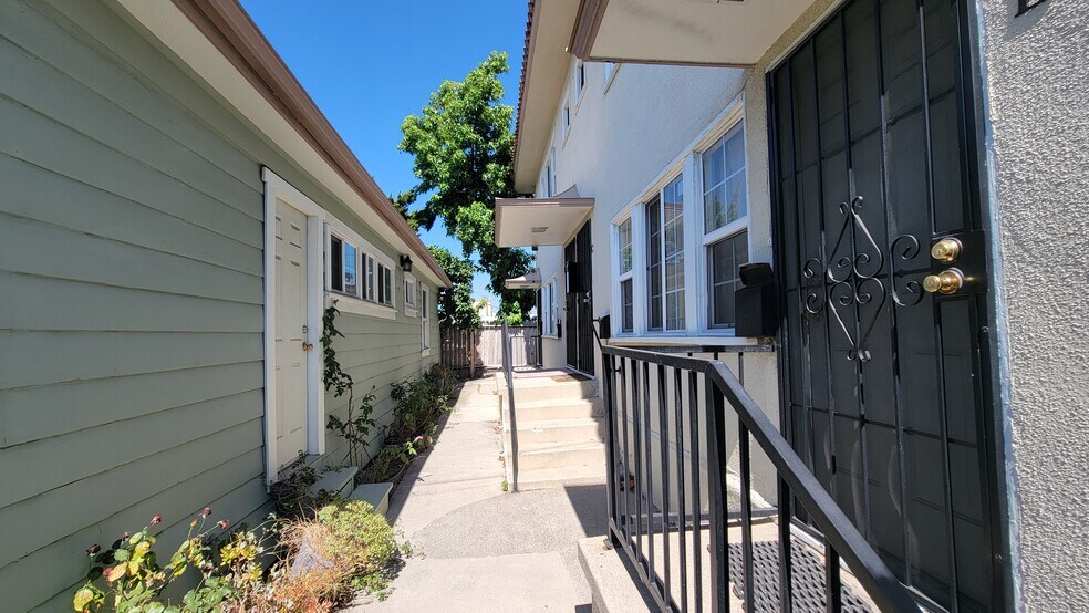 More Photos Of 2415 E 7th St, Long Beach Apartments For Sale