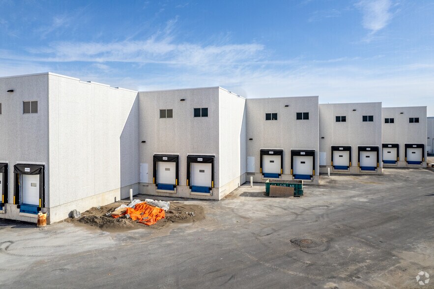 More Photos Of 151 Steinway Blvd, Toronto Distribution For Lease