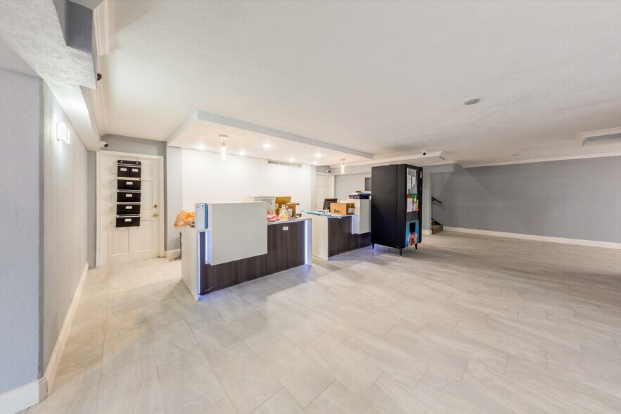 More Photos Of 1112 S Fort Hood St, Killeen Hotel For Sale