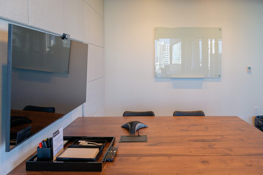 More Photos Of 252 NW 29th St, Miami Coworking Space